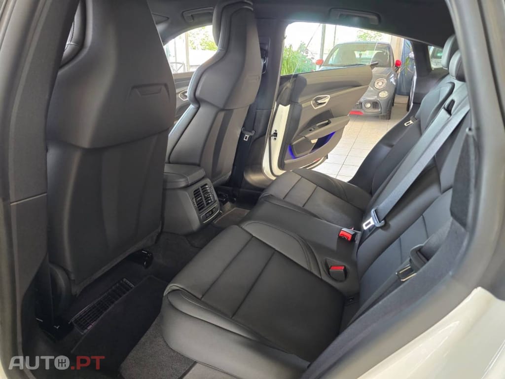 Audi E-Tron GT quattro