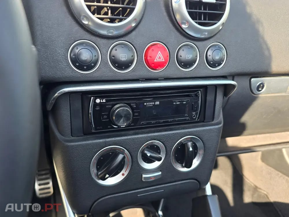 Audi TT 1.8 T S-line