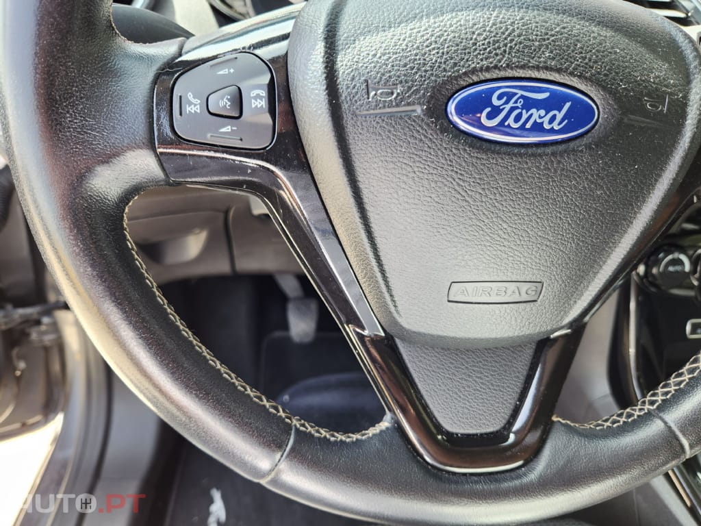 Ford Fiesta 1.0 Ti-VCT Titanium