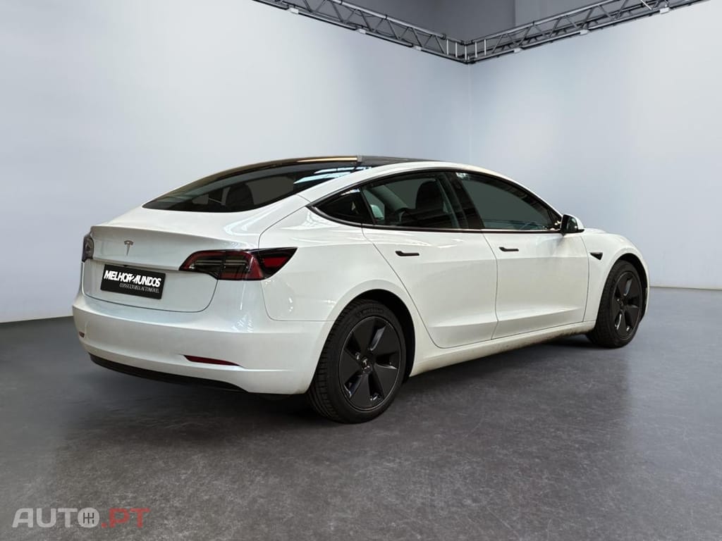 Tesla Model 3 Standard Range Plus RWD