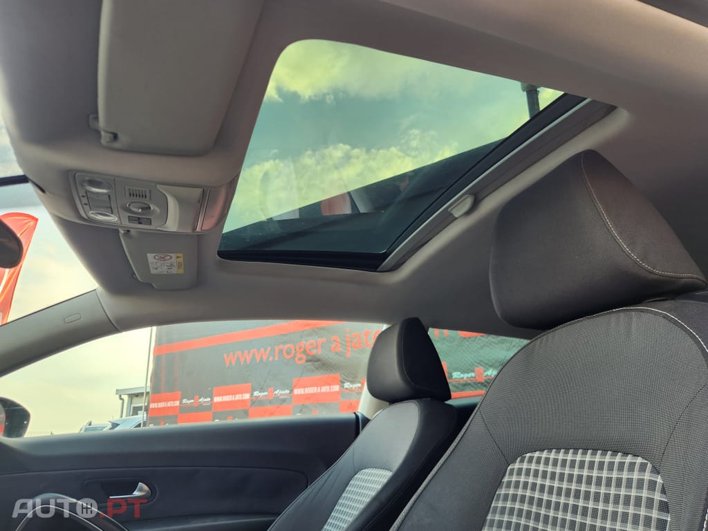 Volkswagen Scirocco 2.0 TDI Sport