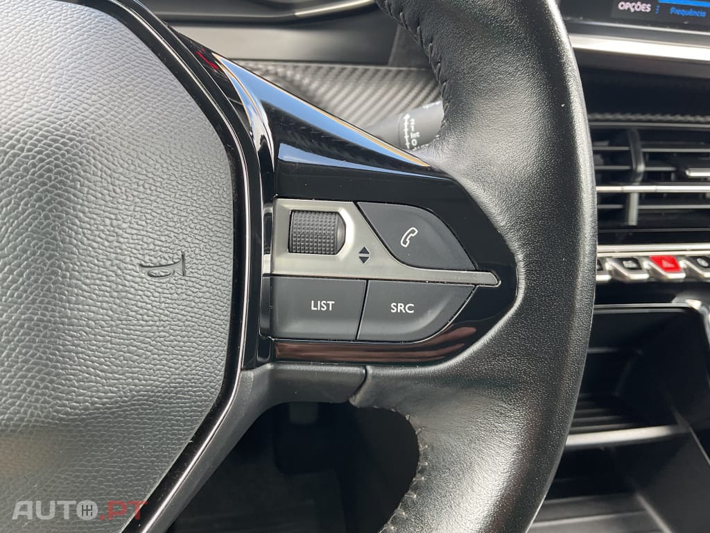 Peugeot 2008 1.2 PureTech Active Pack
