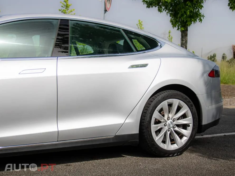 Tesla Model S 70D AWD