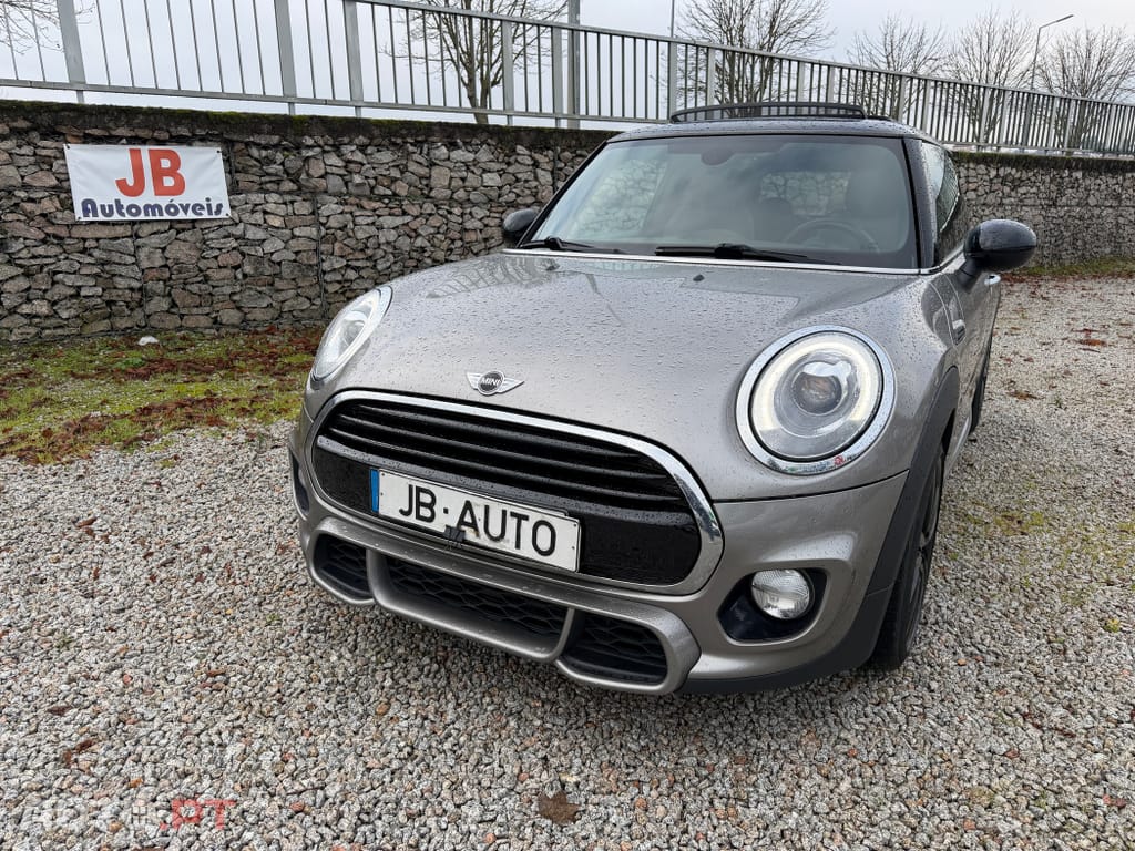 MINI Cooper Cooper D