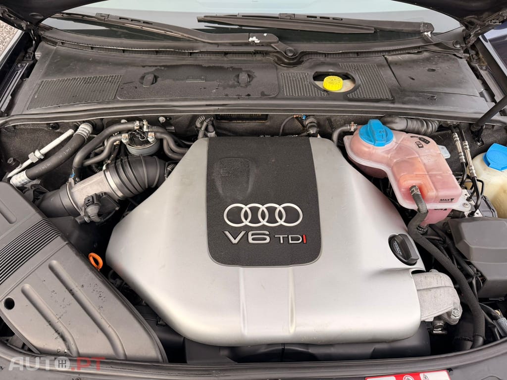 Audi A4 Avant 2.5 TDi quattro
