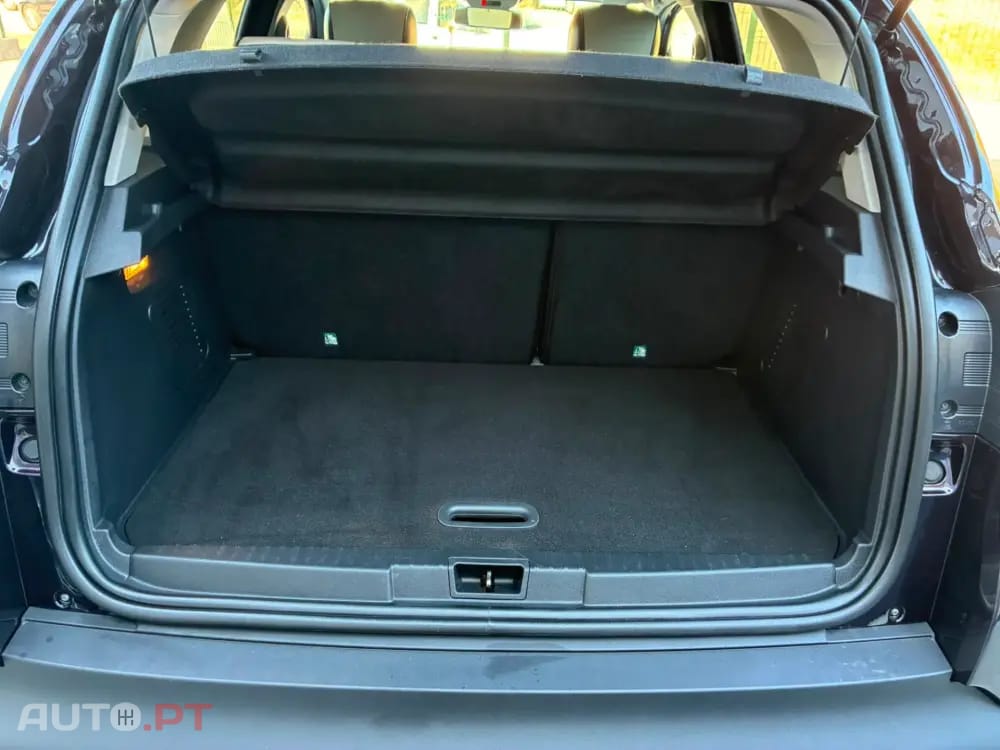 Renault Captur 1.2 TCe Initiale Paris EDC