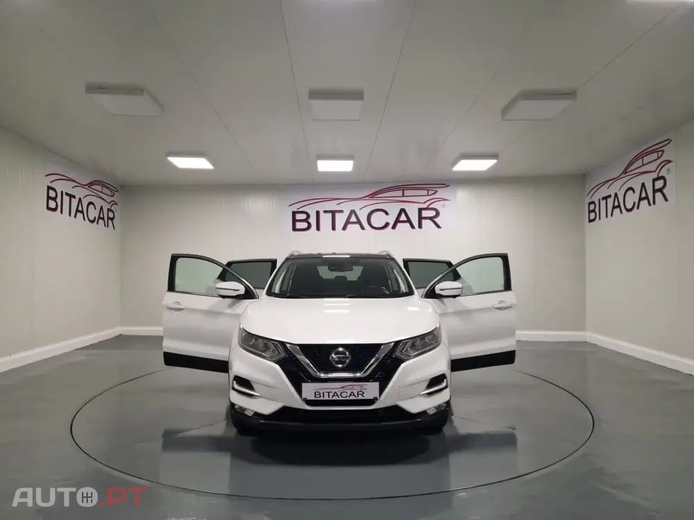 Nissan Qashqai 1.5 dCi N-Connecta