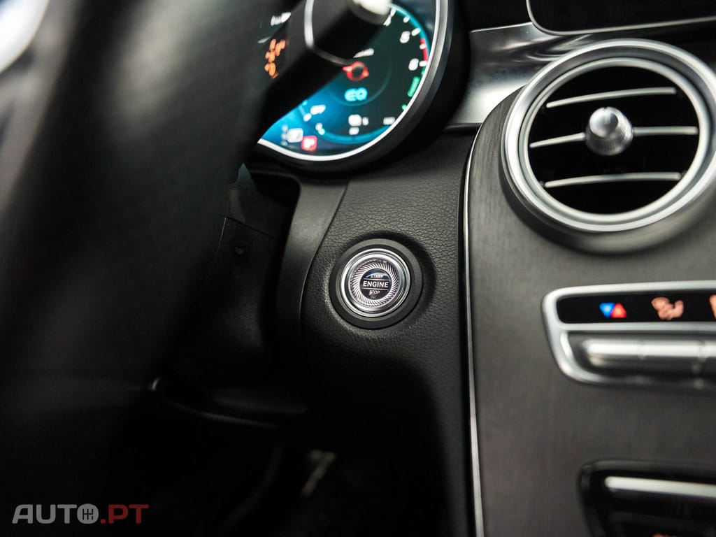 Mercedes-Benz C 300 de AMG Line