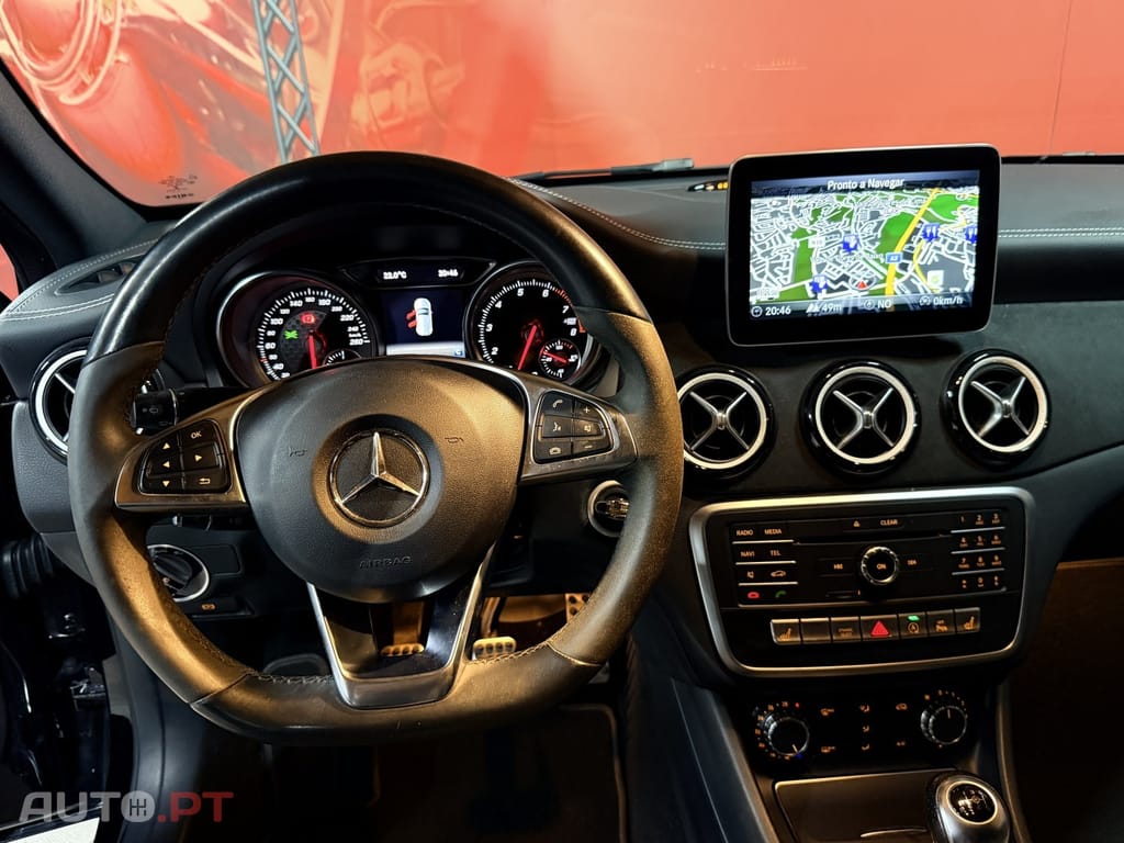 Mercedes-Benz A 180 AMG Line