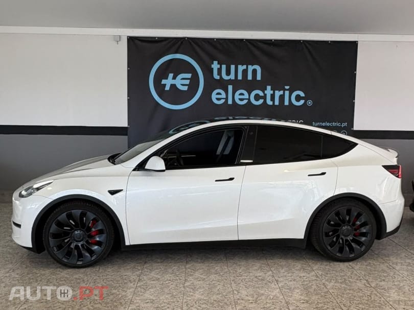 Tesla Model Y Performance Dual Motor AWD