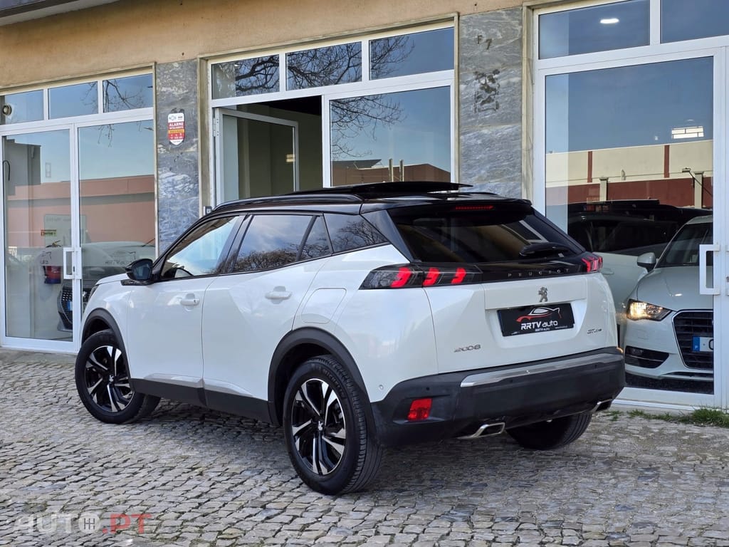 Peugeot 2008 1.2 PureTech GT Line EAT8