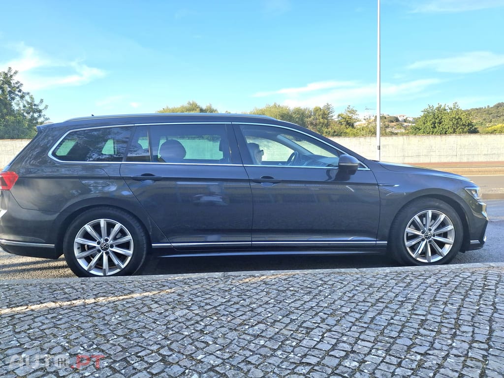 Volkswagen Passat R line