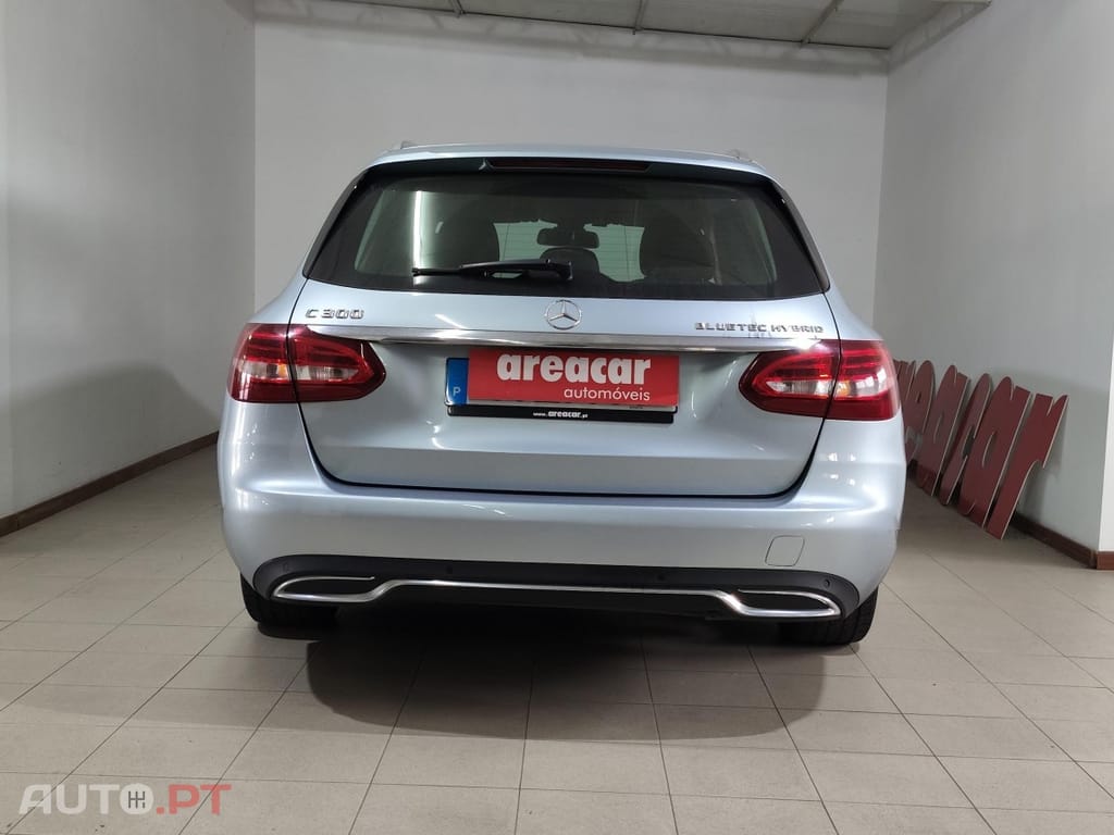 Mercedes-Benz C 300 BlueTEC Hybrid — fotografia 5