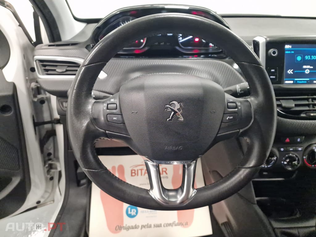 Peugeot 208 1.6 BlueHDi Style