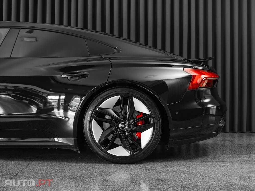 Audi RS E-Tron GT quattro