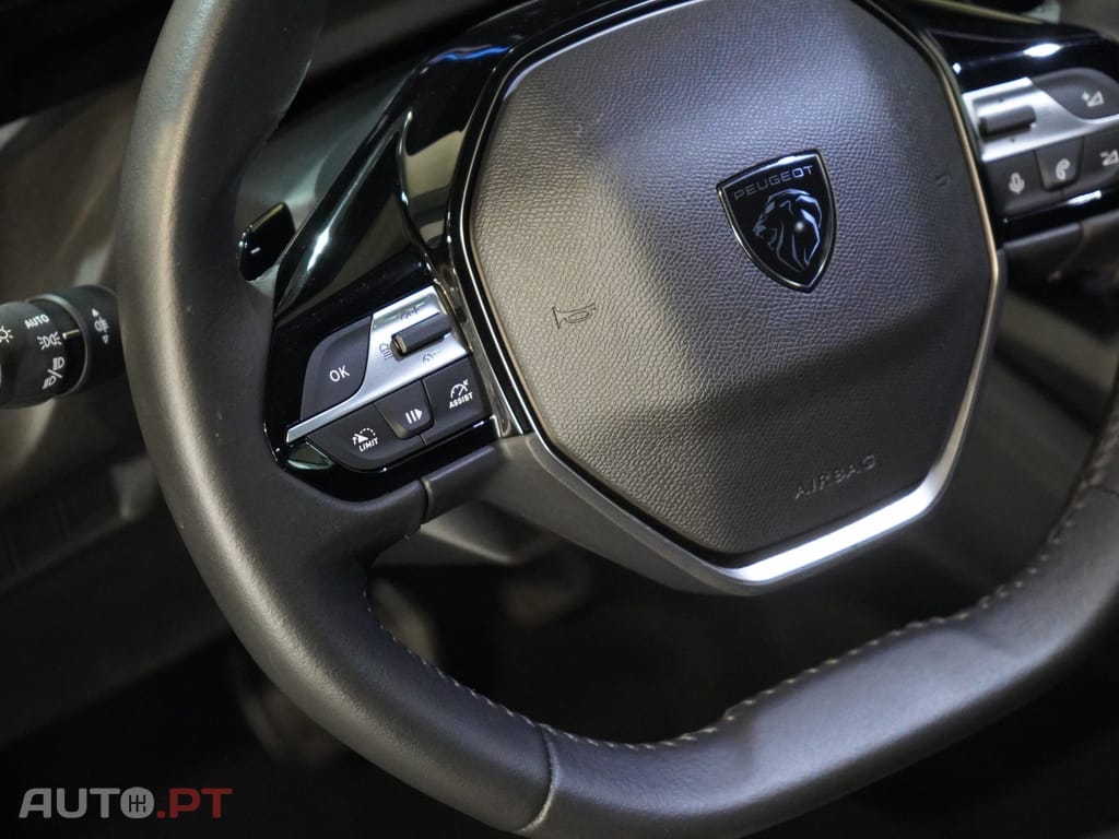 Peugeot 308 1.2 PureTech Allure EAT8
