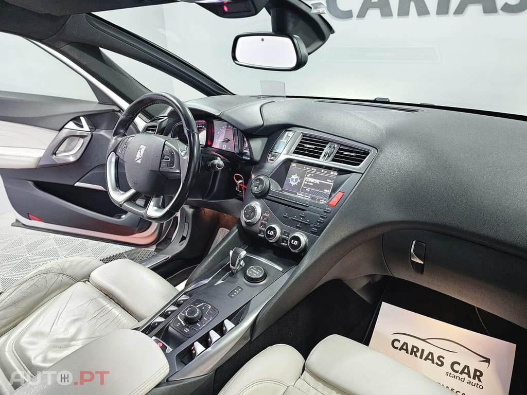 Citroen DS5 2.0 HDi Hybrid4 Sport Chic CMP6 102