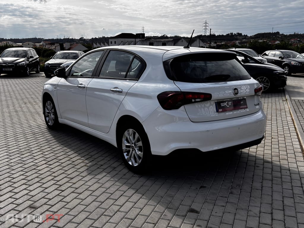 Fiat Tipo 1.3 M-Jet Lounge