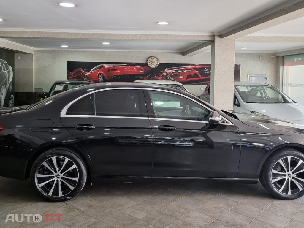 Mercedes-Benz E 300 De Avantgarde
