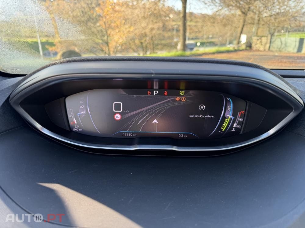 Peugeot 5008 1.2 Hybrid Allure Pack e-DCS6