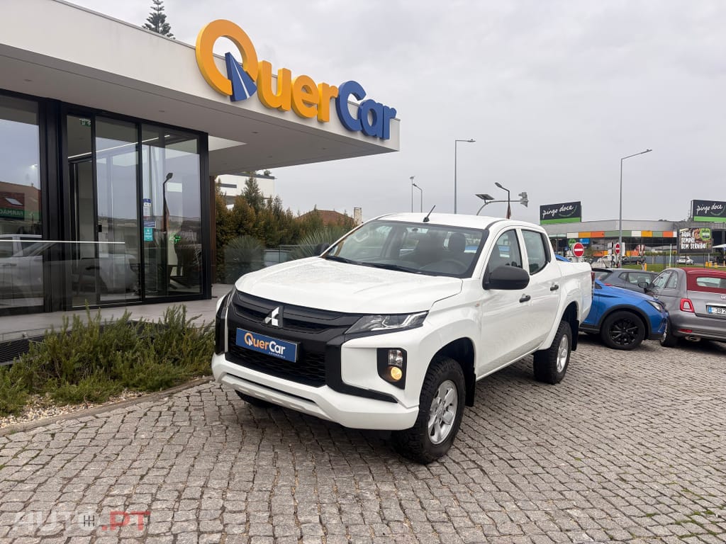 Mitsubishi L200 2.3 DI-D CD Invite Strakar Look 4WD