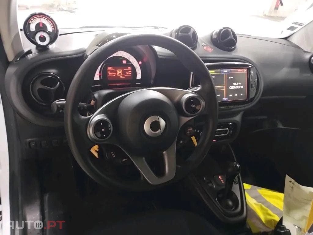 Smart ForTwo EQ Business Solution