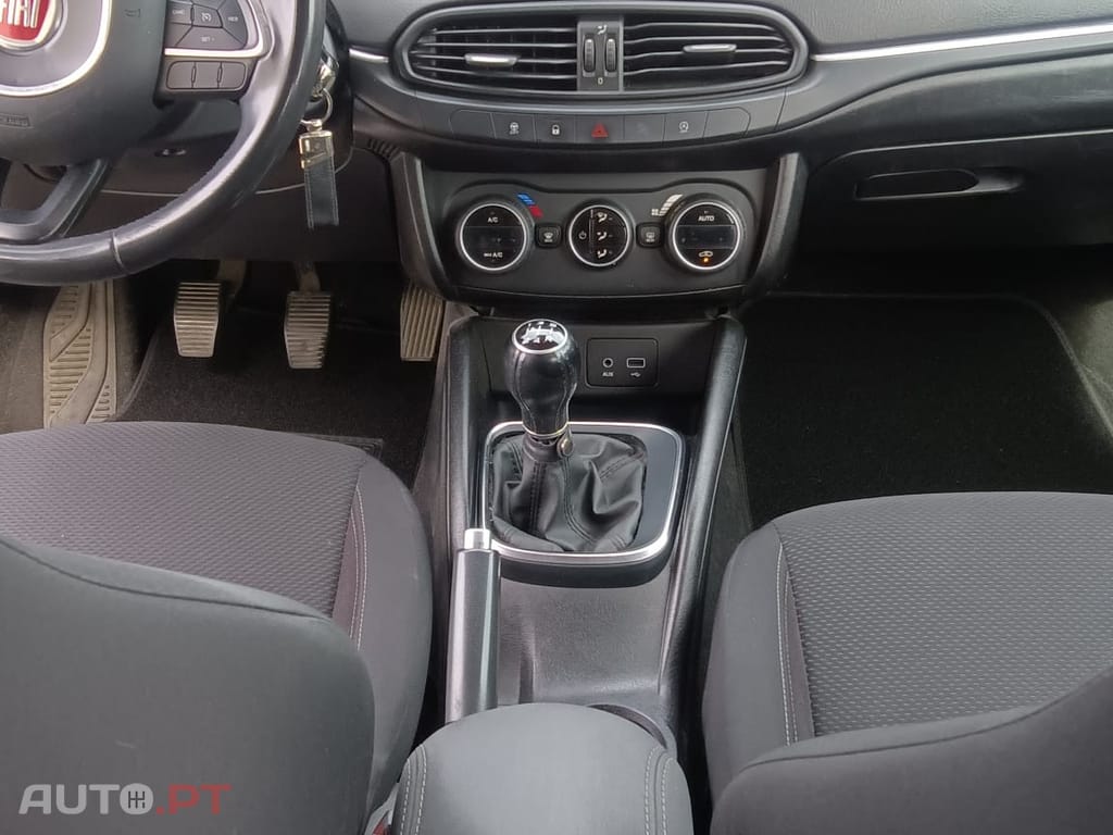 Fiat Tipo 1.3 M-Jet Lounge J17