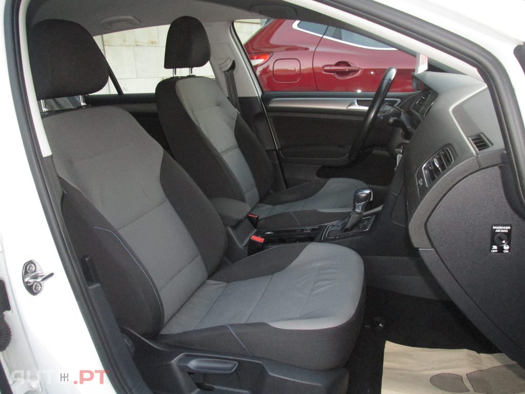 Volkswagen e-Golf AC/DC