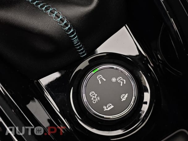 Peugeot 2008 1.6 BlueHDi Crossway