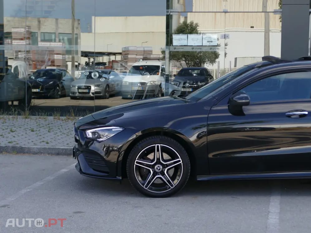 Mercedes-Benz CLA 250 e Shooting Brake AMG Line