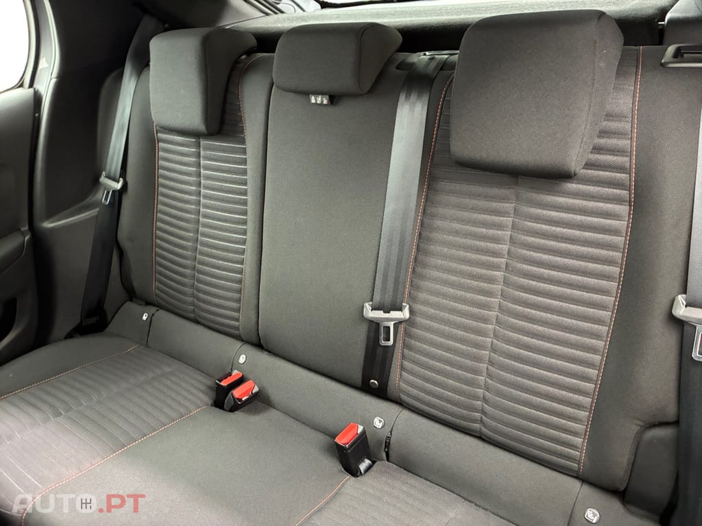 Peugeot E-208 50 kWh Active