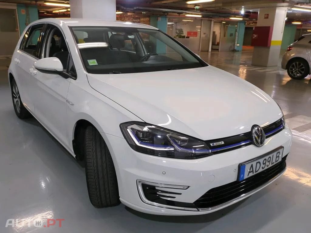 Volkswagen e-Golf AC/DC