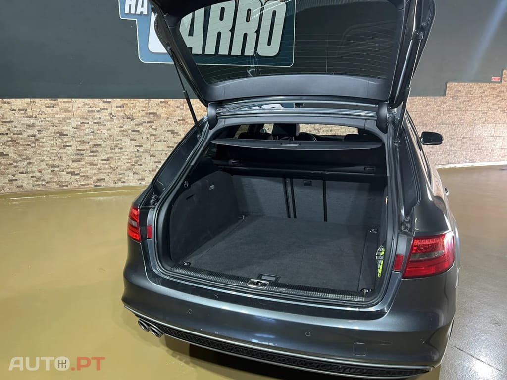 Audi A4 Avant 2.0 TDI quattro S-line S tronic