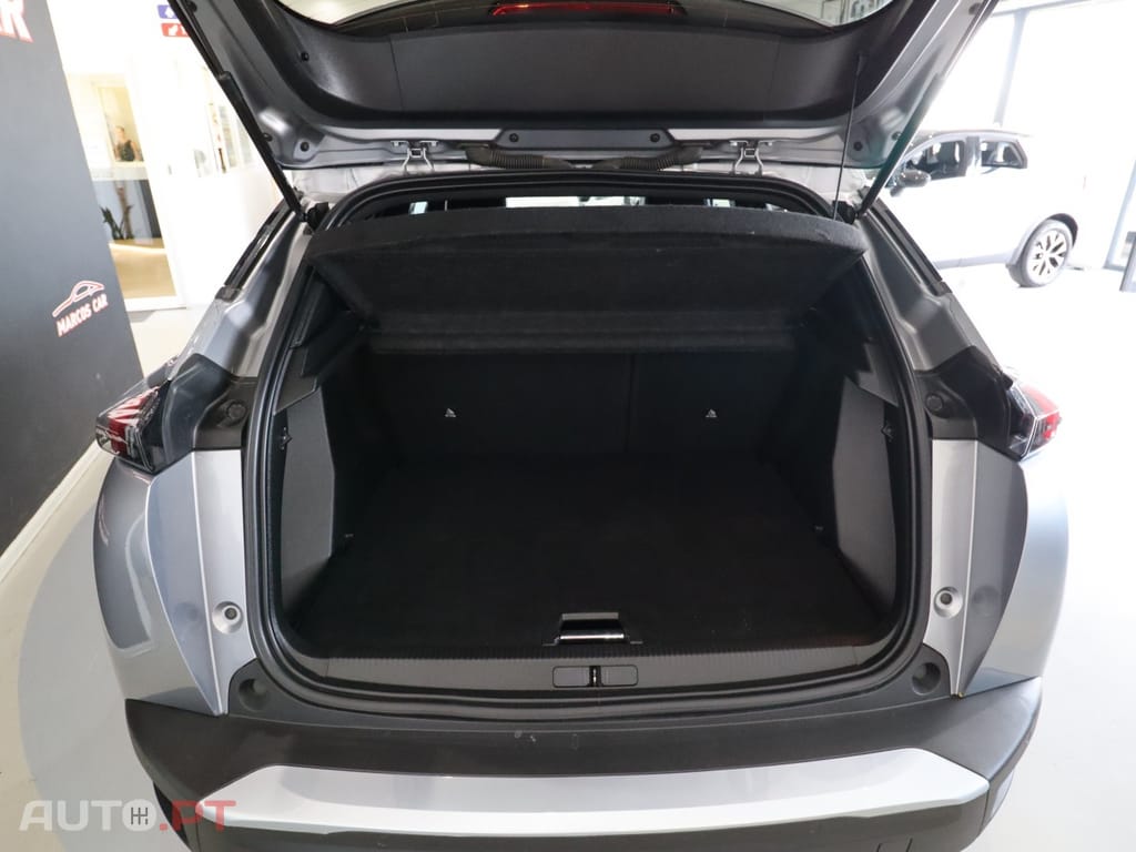 Peugeot 2008 1.2 PureTech Allure