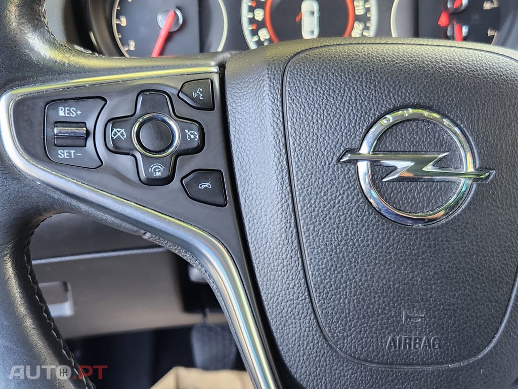 Opel Insignia 2.0 CDTi Cosmo S/S