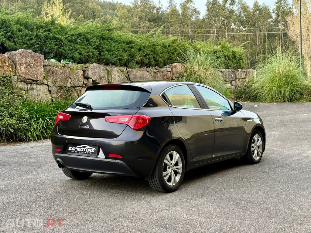 Alfa Romeo Giulietta 1.6 JTDm Distinctive