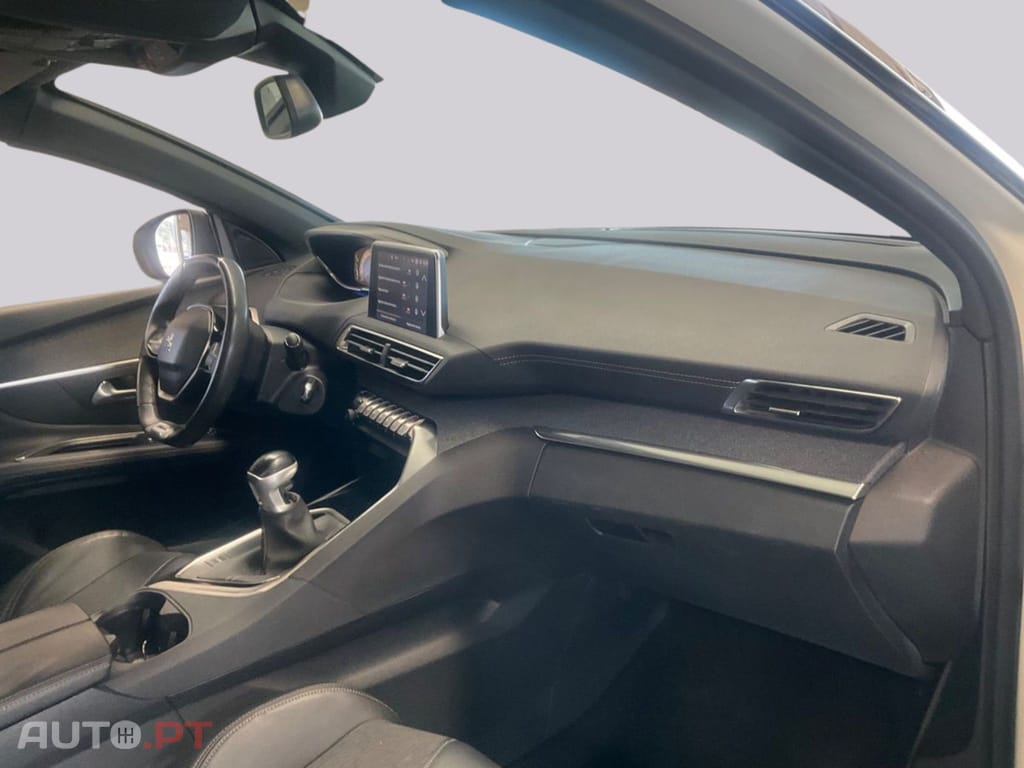 Peugeot 3008 1.2 PureTech GT