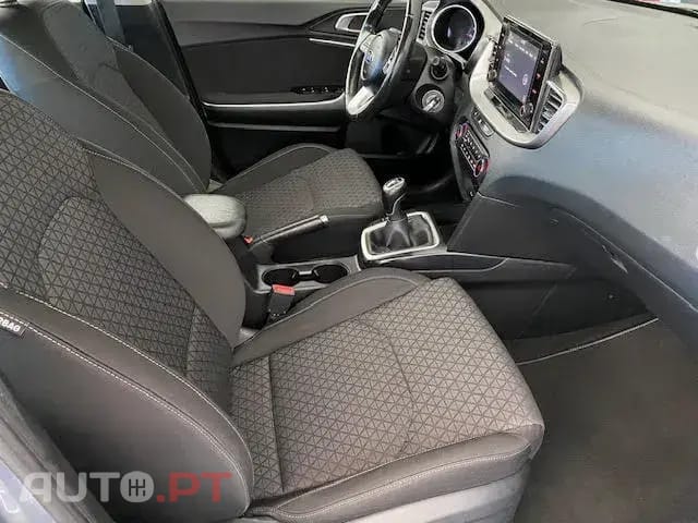 Kia Ceed 1.0 T-GDi Drive