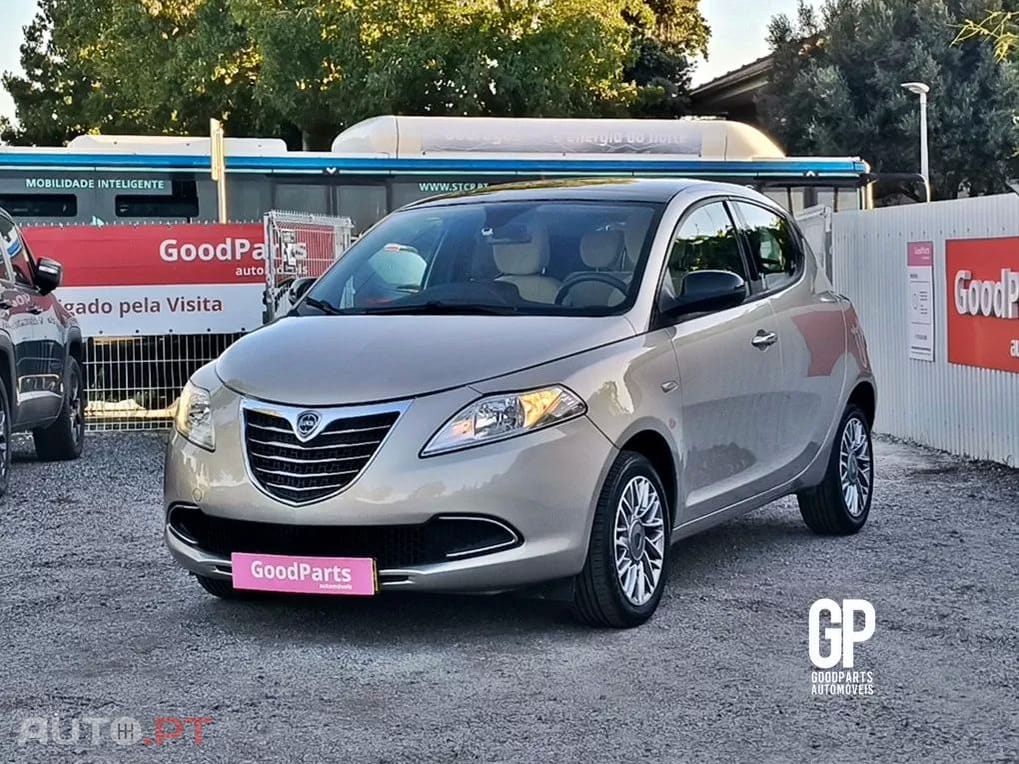 Lancia Ypsilon 1.2 S&S Fashion
