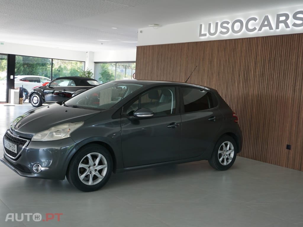 Peugeot 208 1.2 PureTech Style