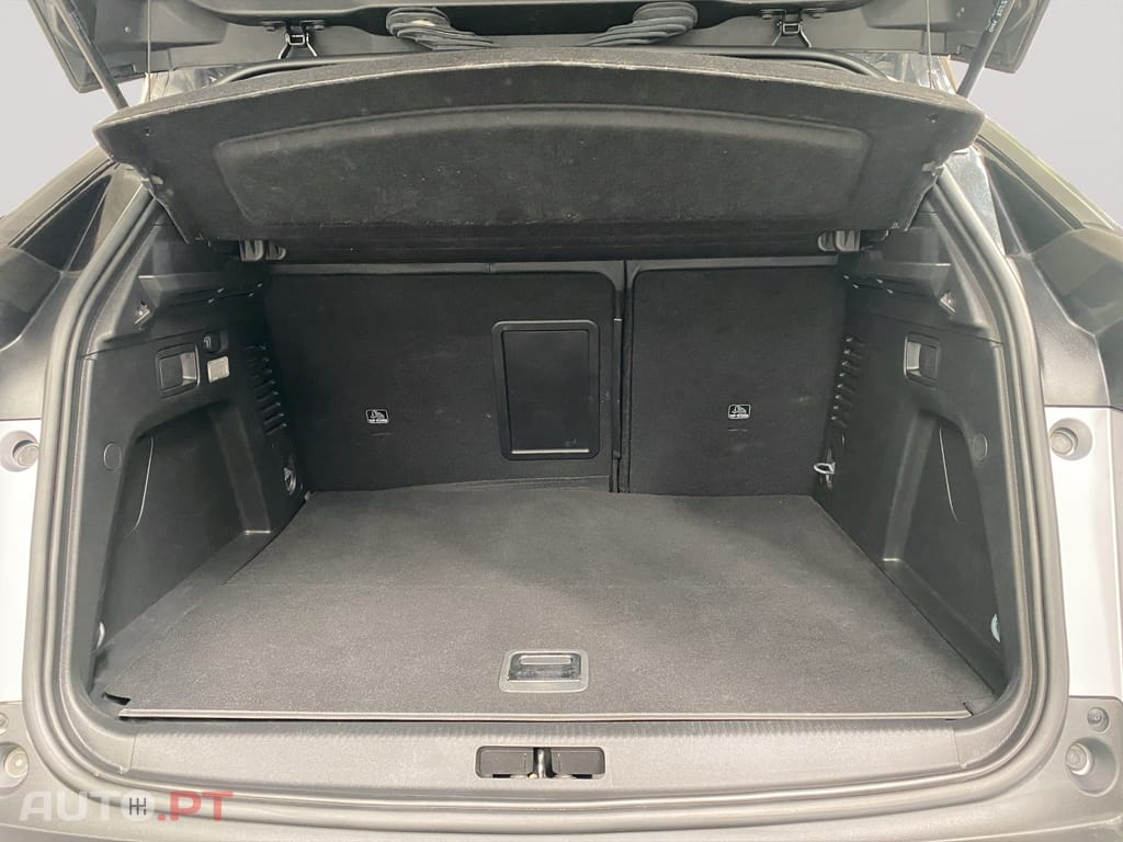 Peugeot 3008 1.6 Hybrid GT e-EAT8