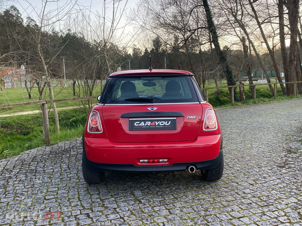 MINI Cooper One D