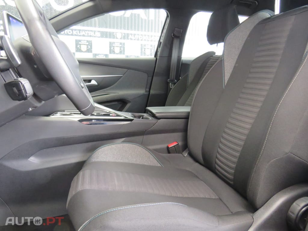 Peugeot 3008 1.5 Blue HDI Active