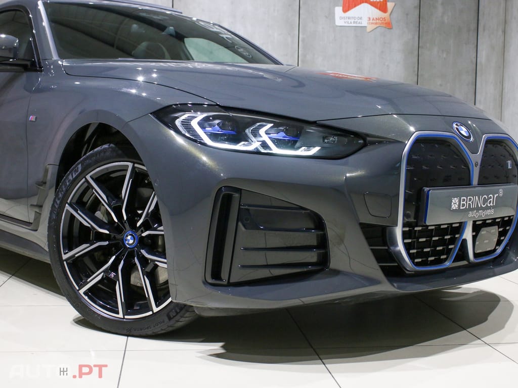 BMW i4 eDrive40 Pack Desportivo M