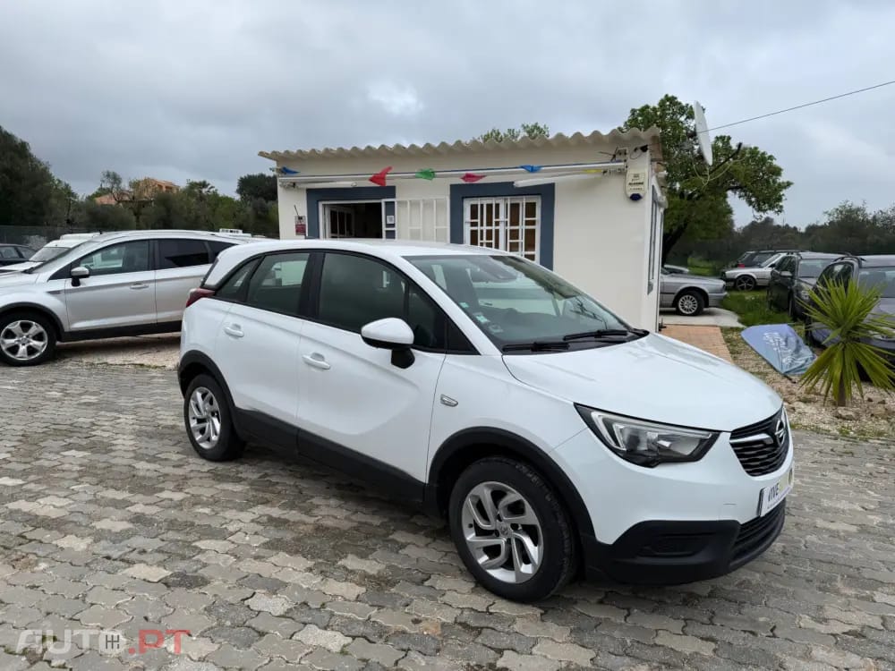 Opel Crossland Outro