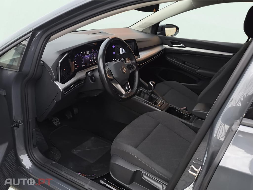 Volkswagen Golf 1.0 TSI Life