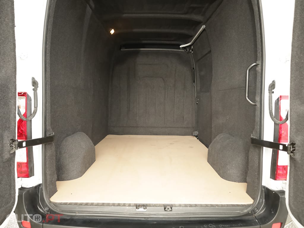 Renault Master Master 2.3 dCi L2H2 3.5T SS