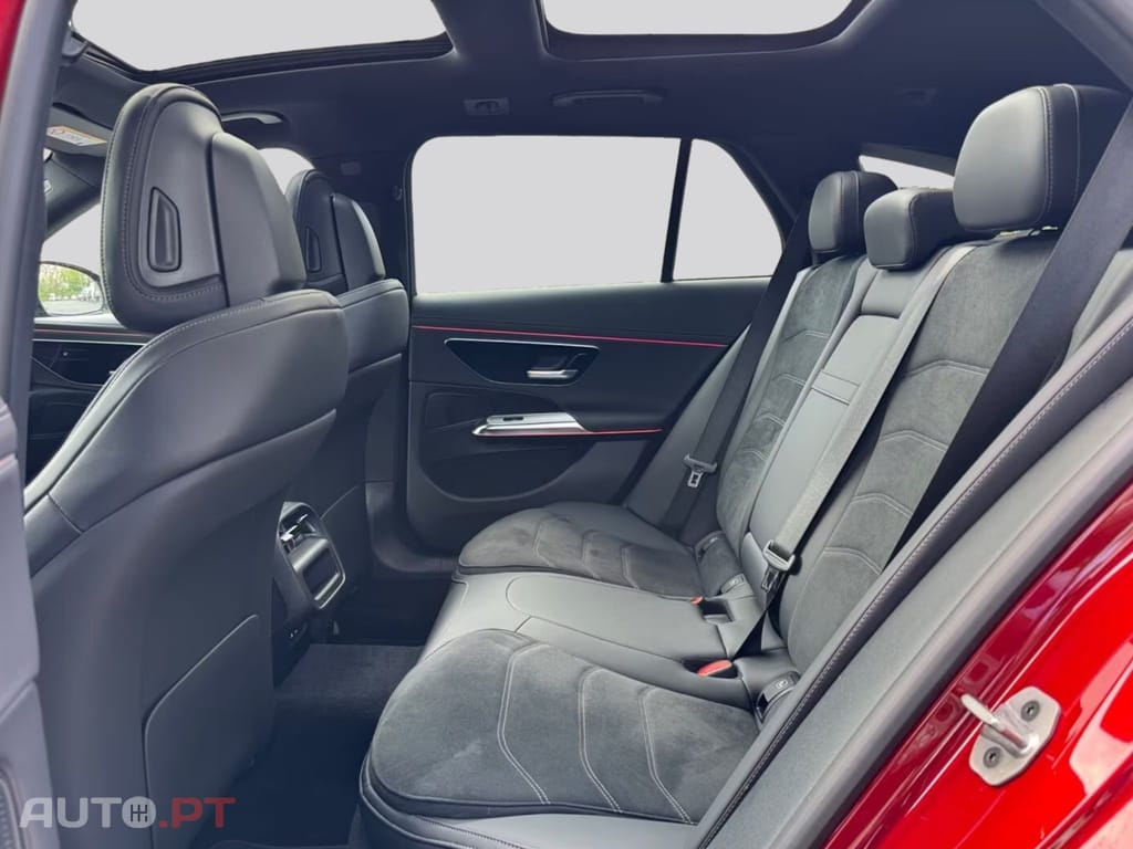 Mercedes-Benz E 300 I.V.A DEDUTIVEL de T AMG