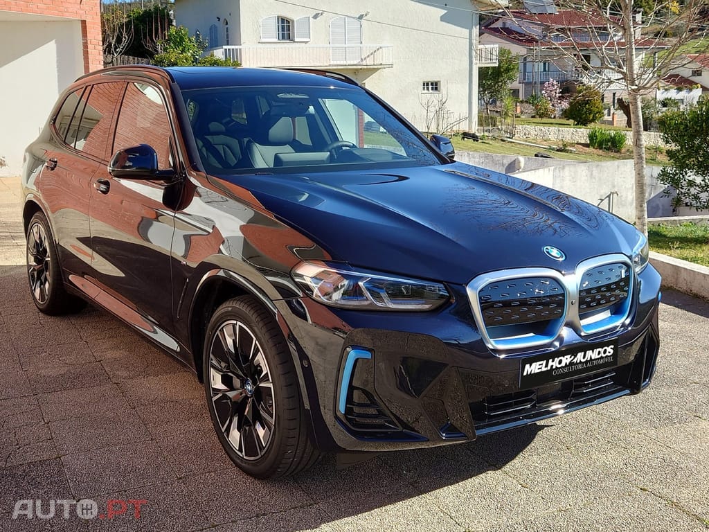 BMW iX3 M Sport Impressive
