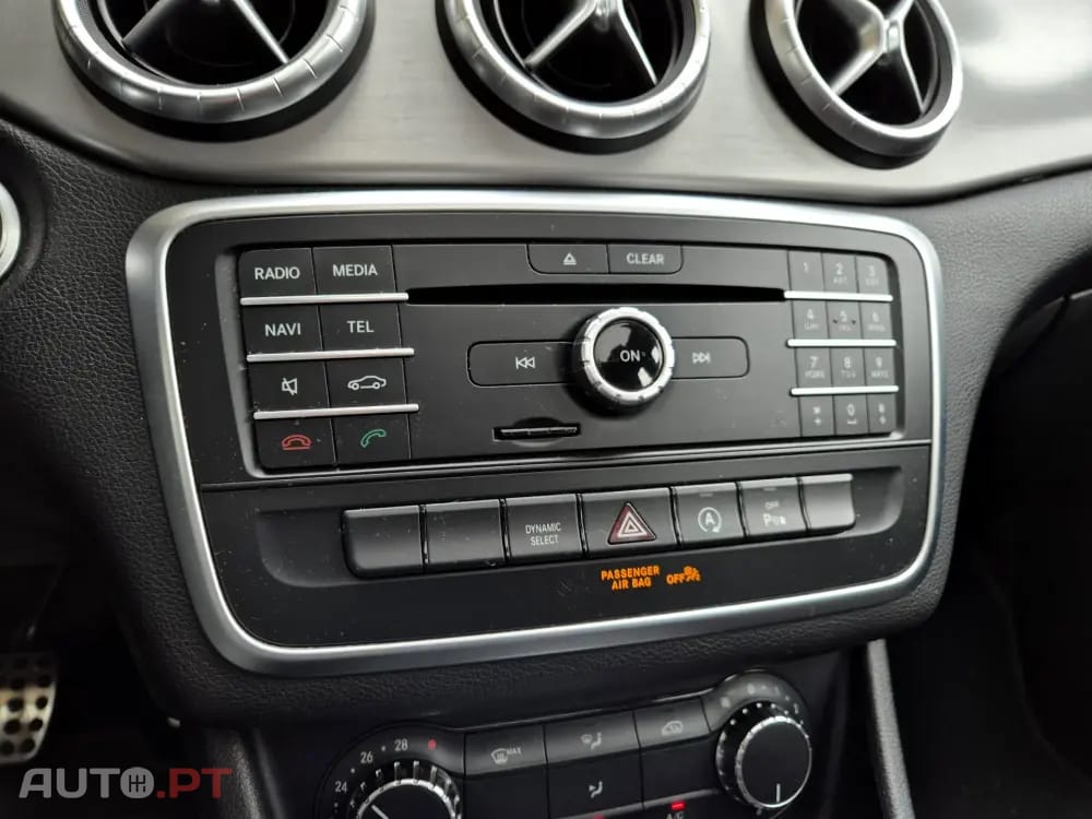 Mercedes-Benz CLA 200 d Shooting Brake AMG Line Aut.